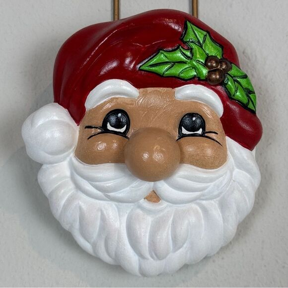 Handpainted Ceramic Santa Face Christmas Decor Wall Hanging - Picture 5 of 8